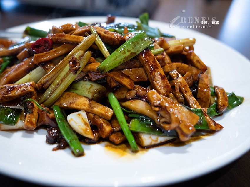 北投平價海鮮熱炒，用餐免費停車還有白飯無限供應，開到六店有夠猛