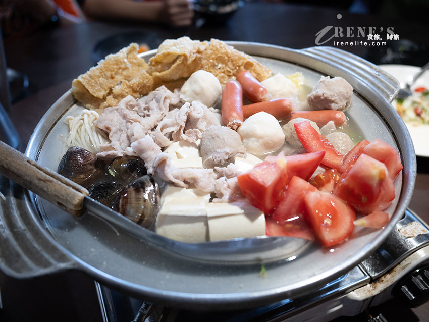 北投平價海鮮熱炒,用餐免費停車還有白飯無限供應,開到六店有夠猛 北投平價海鮮熱炒,用餐免費停車還有白飯無限供應,開到六店有夠猛