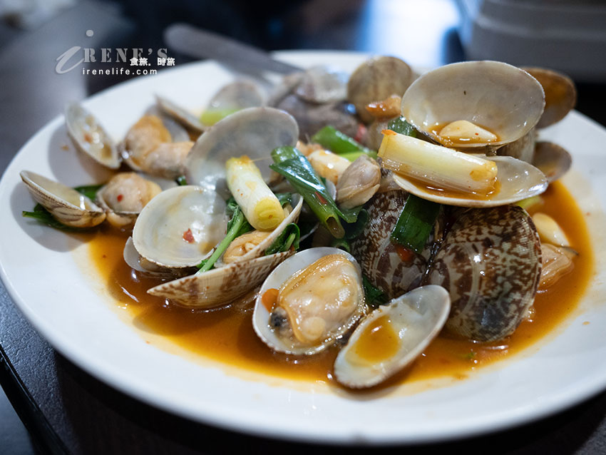 北投平價海鮮熱炒,用餐免費停車還有白飯無限供應,開到六店有夠猛 北投平價海鮮熱炒,用餐免費停車還有白飯無限供應,開到六店有夠猛