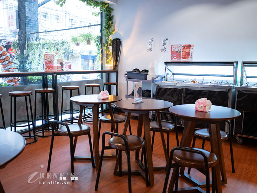 三重新開幕剉冰店，挑配料終於不用再猶豫！50種配料愛吃什麼就裝什麼
