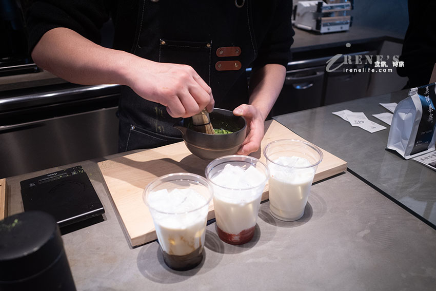 二条城前古名家茶寮,現刷抹茶、焙茶還有現煮咖啡香與鬆餅香 二条城前古名家茶寮,現刷抹茶、焙茶還有現煮咖啡香與鬆餅香