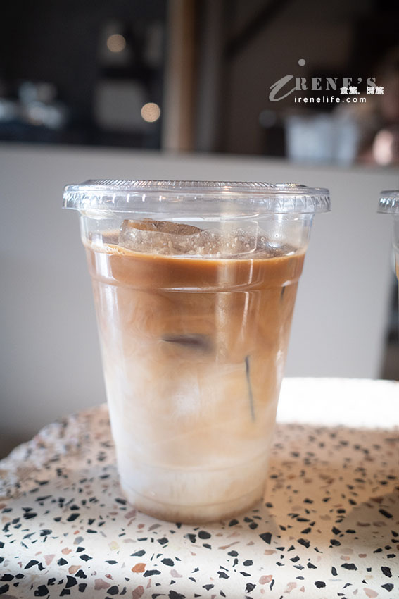 二条城前古名家茶寮,現刷抹茶、焙茶還有現煮咖啡香與鬆餅香 二条城前古名家茶寮,現刷抹茶、焙茶還有現煮咖啡香與鬆餅香