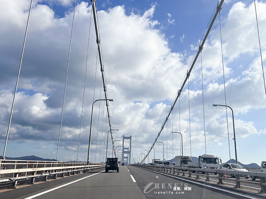 可欣賞到來島海峽大橋的道路休息站，還能品嚐瀨戶內海的海鮮炭烤BBQ