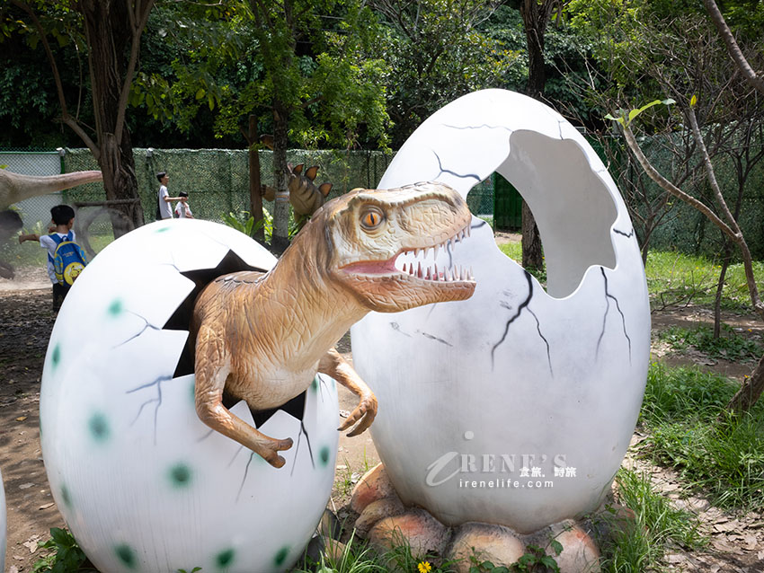 台北戶外大型恐龍樂園！ 會動會叫超擬真恐龍宛如置身侏儸紀公園