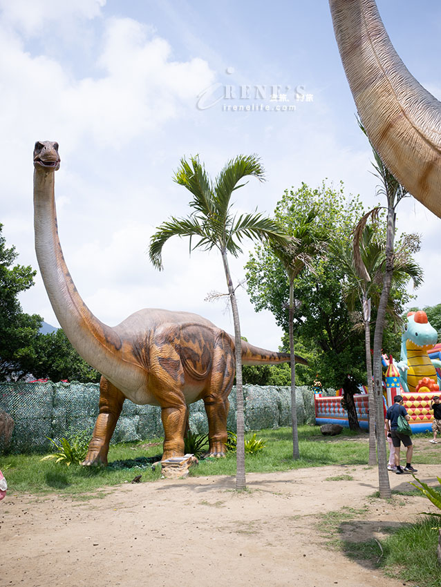 台北戶外大型恐龍樂園！ 會動會叫超擬真恐龍宛如置身侏儸紀公園
