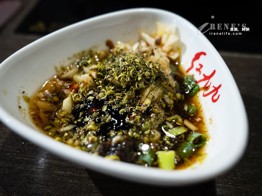 一個人的麻辣鴛鴦鍋,白飯、王子麵吃到飽,鴨血豆腐無限續加,搭配精緻九宮格 一個人的麻辣鴛鴦鍋,白飯、王子麵吃到飽,鴨血豆腐無限續加,搭配精緻九宮格