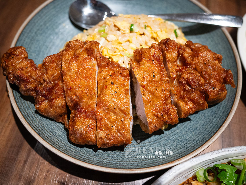 網站近期文章：吉林路不吃熱炒，炒飯、雞湯麵也很強，排骨厚到不講武德，雞湯超濃郁