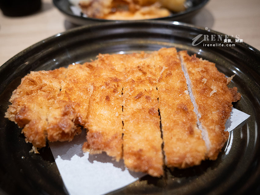 北九州烏龍麵第一品牌的資先生烏龍麵海外首店就在台灣！還推出台灣限定的口味呦