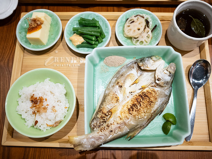 遠雄廣場餐廳推薦|一店一米走入日常,經典客飯喚醒家的味道 遠雄廣場餐廳推薦|一店一米走入日常,經典客飯喚醒家的味道