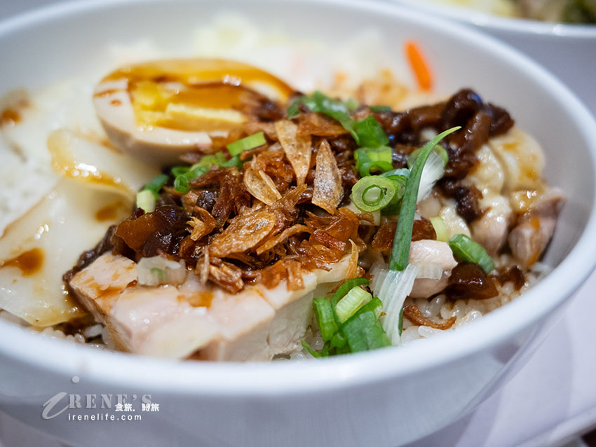 台北車站美食推薦》聞狀元雞肉飯館旗艦店，文青風舒肥雞肉飯、免費雞湯無限喝