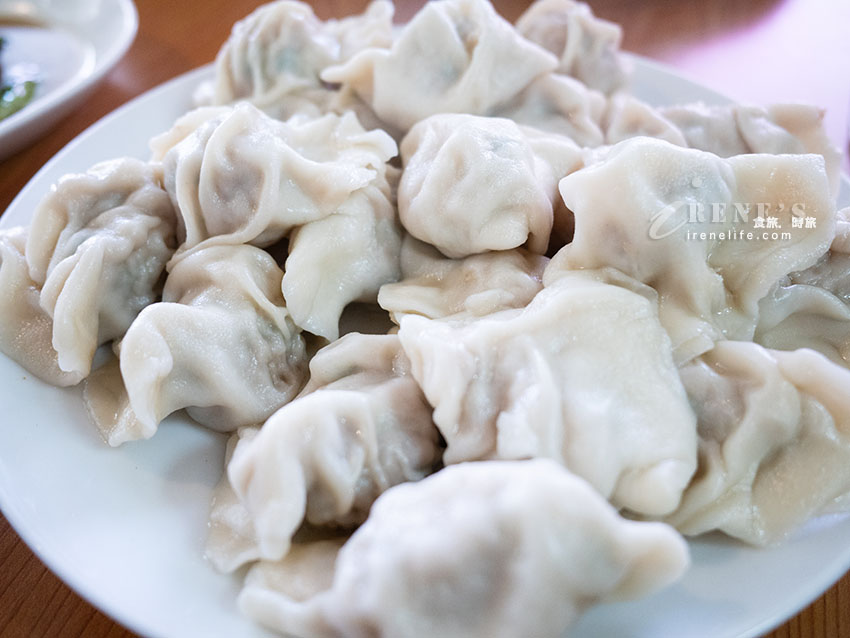 網站近期文章：【淡水美食】忠師傅餃子王：淡江大橋旁在地人推薦鮮蝦水餃，附菜單與停車攻略！