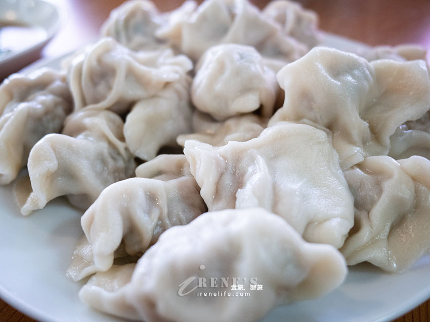 【淡水美食】忠師傅餃子王:淡江大橋旁在地人推薦鮮蝦水餃,附菜單與停車攻略! 【淡水美食】忠師傅餃子王:淡江大橋旁在地人推薦鮮蝦水餃,附菜單與停車攻略!