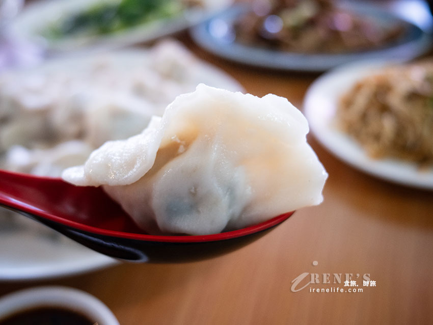 【淡水美食】忠師傅餃子王:淡江大橋旁在地人推薦鮮蝦水餃,附菜單與停車攻略! 【淡水美食】忠師傅餃子王:淡江大橋旁在地人推薦鮮蝦水餃,附菜單與停車攻略!
