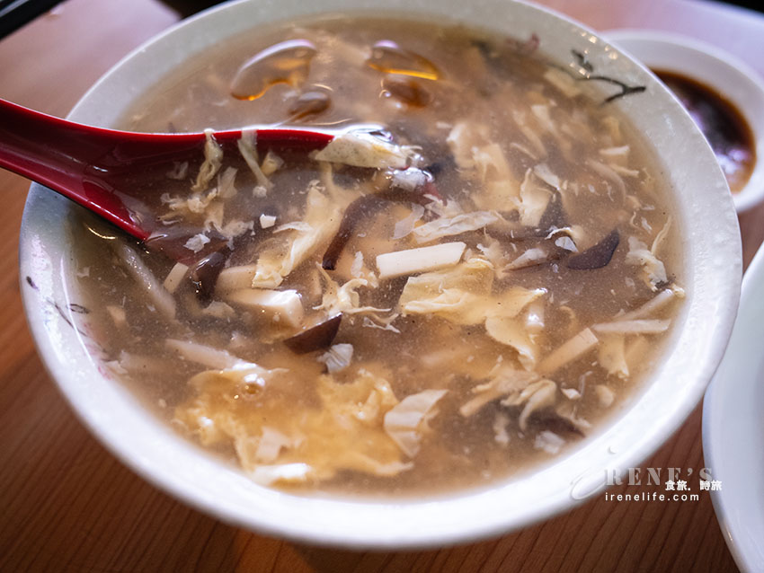 【淡水美食】忠師傅餃子王:淡江大橋旁在地人推薦鮮蝦水餃,附菜單與停車攻略! 【淡水美食】忠師傅餃子王:淡江大橋旁在地人推薦鮮蝦水餃,附菜單與停車攻略!