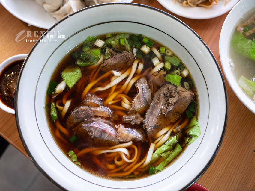 【淡水美食】忠師傅餃子王:淡江大橋旁在地人推薦鮮蝦水餃,附菜單與停車攻略! 【淡水美食】忠師傅餃子王:淡江大橋旁在地人推薦鮮蝦水餃,附菜單與停車攻略!
