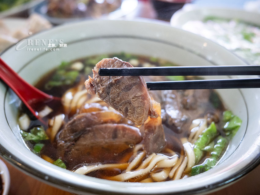 【淡水美食】忠師傅餃子王:淡江大橋旁在地人推薦鮮蝦水餃,附菜單與停車攻略! 【淡水美食】忠師傅餃子王:淡江大橋旁在地人推薦鮮蝦水餃,附菜單與停車攻略!