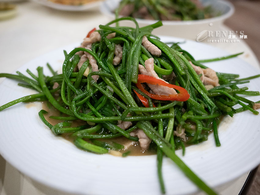 蘆洲美食｜蠔鱻生魚片海鮮料理：客製化生魚片拼盤、平價熱炒！家庭聚餐推薦（附菜單、停車場）