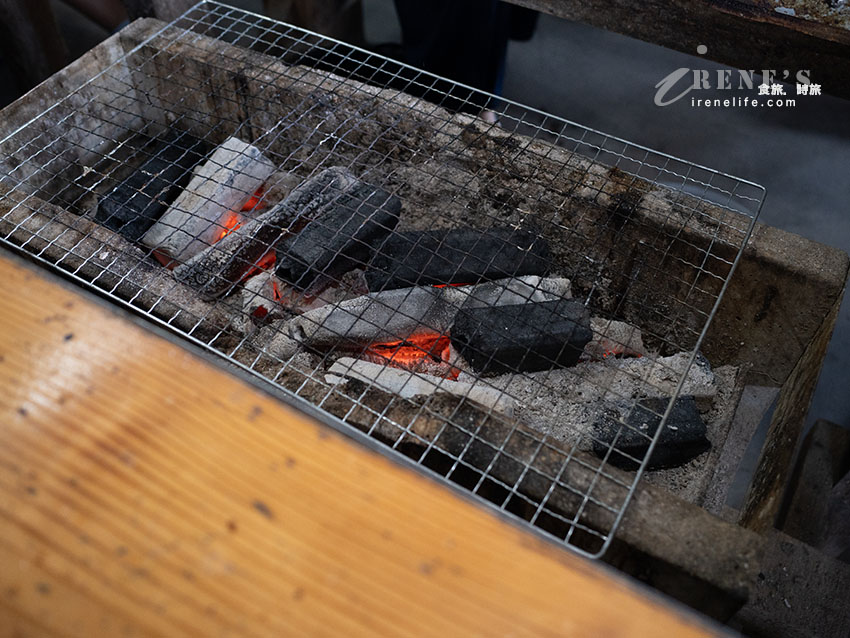 【佐賀美食】竹崎海產：大魚神社海中鳥居周邊美食！現烤肥美竹崎牡蠣與竹崎蟹（附菜單/價格/停車場）