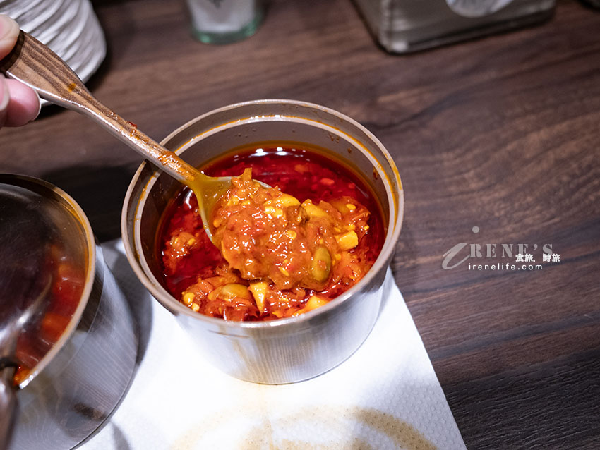 三重集美街美食｜食功夫蒸餃鍋貼專賣店，免低消享「小米粥吃到飽」，青龍雙椒鍋貼必點！