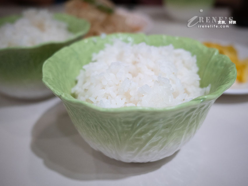 新莊泰式料理推薦｜泰拾樂泰式餐坊，一個人也能吃的精緻泰菜！必點皇室咖哩軟殼蟹與小熊泰奶