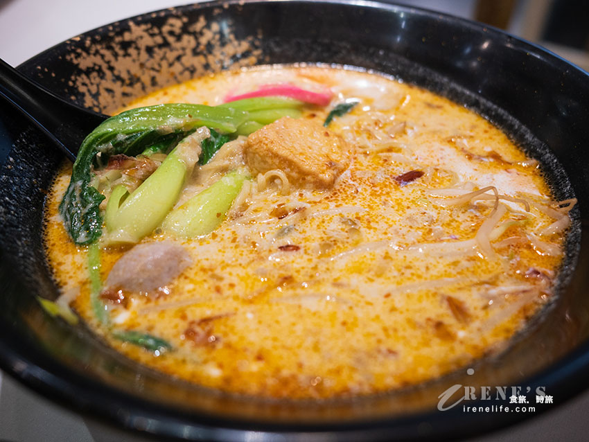 桃園藝文特區美食|馮羽樓雞肉飯賣所,神還原中華一番烏雞飯!隱藏巷弄的貓咪餐廳 桃園藝文特區美食|馮羽樓雞肉飯賣所,神還原中華一番烏雞飯!隱藏巷弄的貓咪餐廳