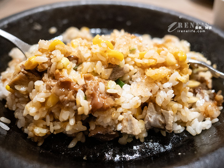汐止遠雄美食|樂麵屋:20年人氣九州拉麵,必點清爽柚香鹽味與蒜香鐵板飯! 汐止遠雄美食|樂麵屋:20年人氣九州拉麵,必點清爽柚香鹽味與蒜香鐵板飯!