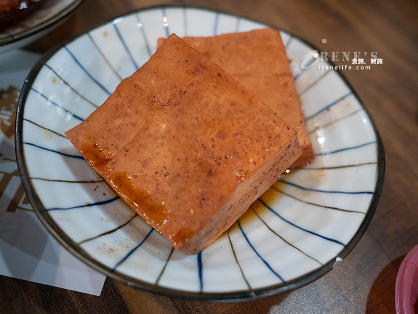 【基隆美食】十二堂：在地人私藏的中正區神級「蒸蛋滷肉飯」與平價便當