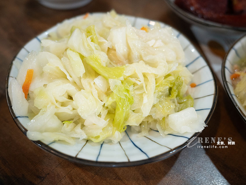 【基隆美食】十二堂：在地人私藏的中正區神級「蒸蛋滷肉飯」與平價便當