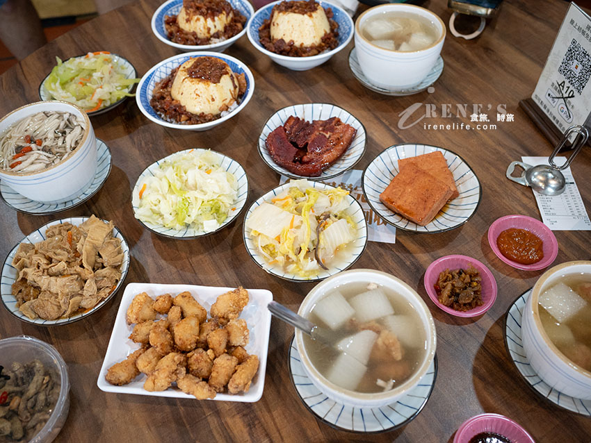 【基隆美食】十二堂：在地人私藏的中正區神級「蒸蛋滷肉飯」與平價便當