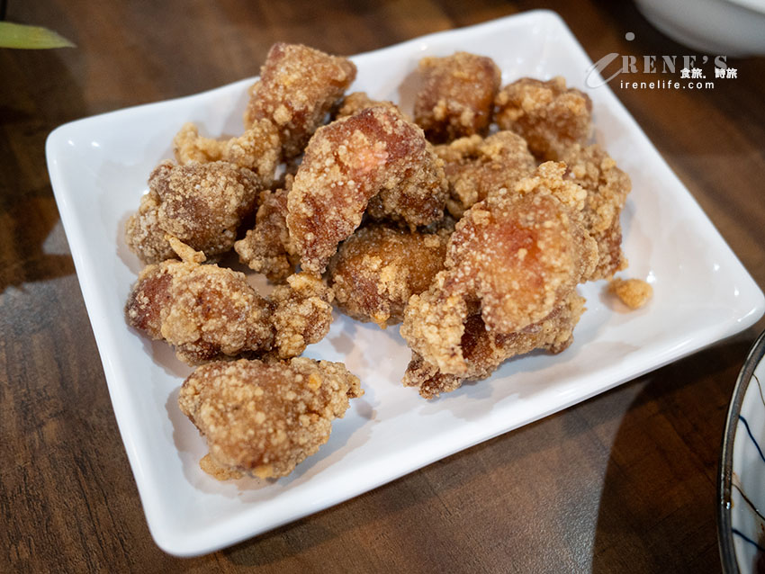 【基隆美食】十二堂：在地人私藏的中正區神級「蒸蛋滷肉飯」與平價便當