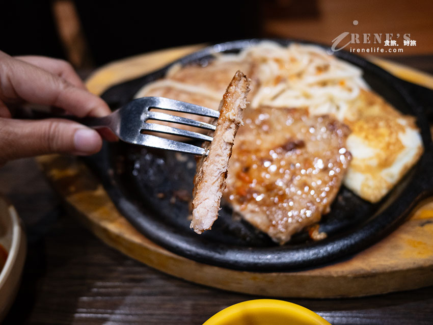 【蘆洲平價牛排】新統牛排蘆洲店：$260起熱食自助吧吃到飽！壽星優惠、菜單與評價