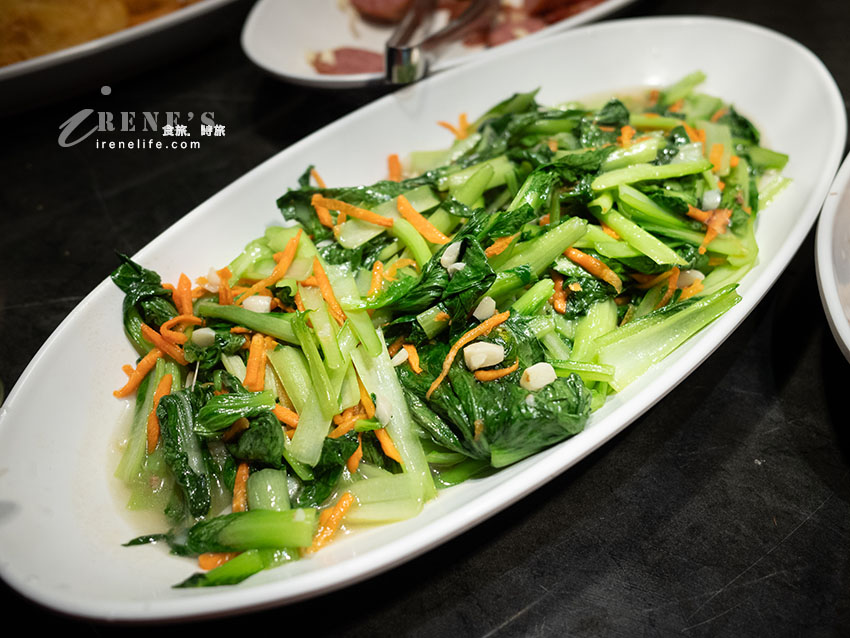 【蘆洲平價牛排】新統牛排蘆洲店：$260起熱食自助吧吃到飽！壽星優惠、菜單與評價