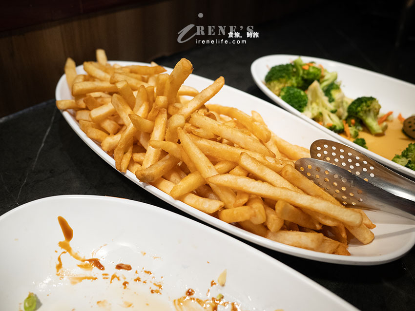 【蘆洲平價牛排】新統牛排蘆洲店：$260起熱食自助吧吃到飽！壽星優惠、菜單與評價