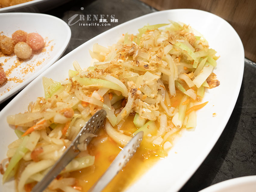 【蘆洲平價牛排】新統牛排蘆洲店：$260起熱食自助吧吃到飽！壽星優惠、菜單與評價