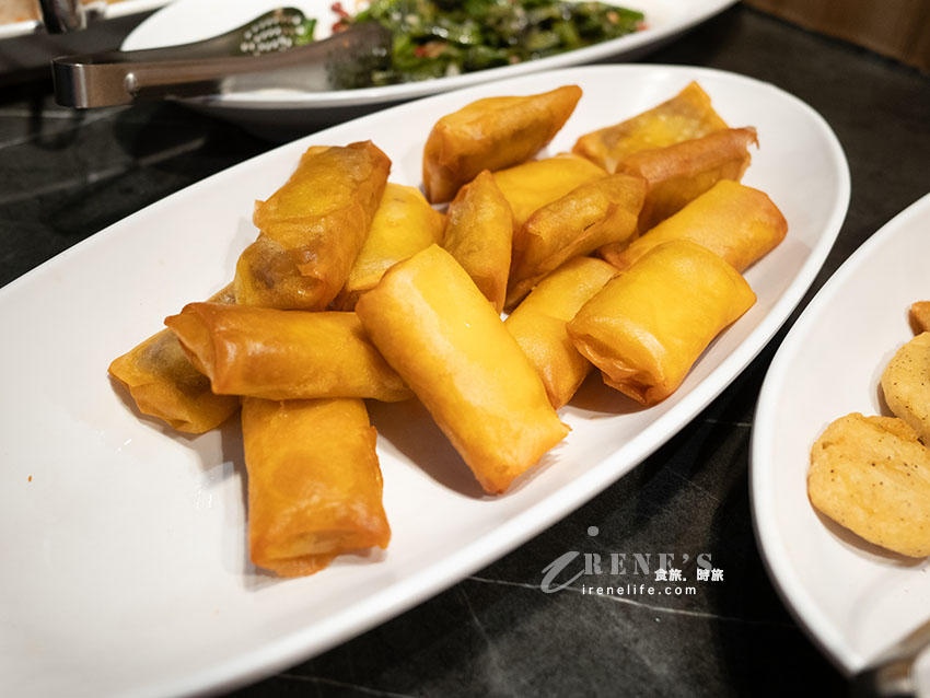 【蘆洲平價牛排】新統牛排蘆洲店：$260起熱食自助吧吃到飽！壽星優惠、菜單與評價