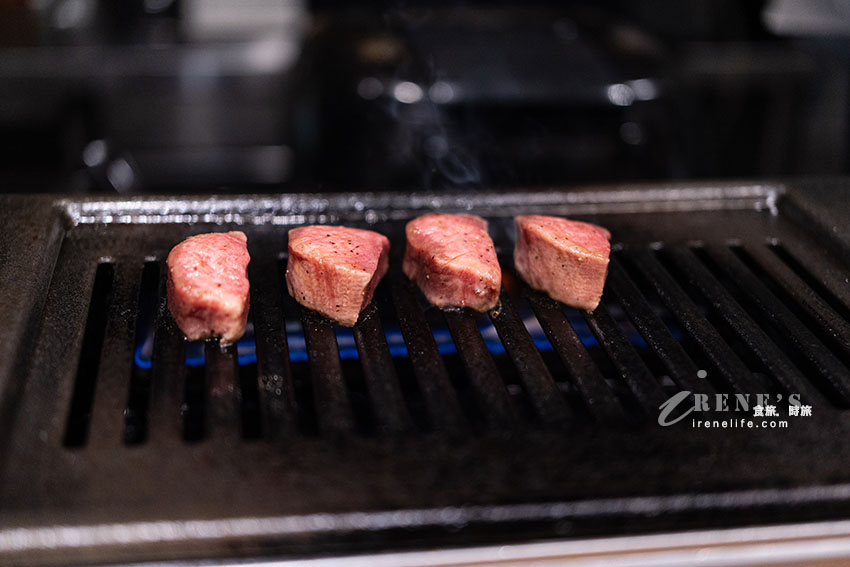 【沖繩燒肉】焼肉家かずちゃん:國際通隱密吧台燒肉!爆汁厚切牛舌、阿古豬與線上訂位攻略 【沖繩燒肉】焼肉家かずちゃん:國際通隱密吧台燒肉!爆汁厚切牛舌、阿古豬與線上訂位攻略