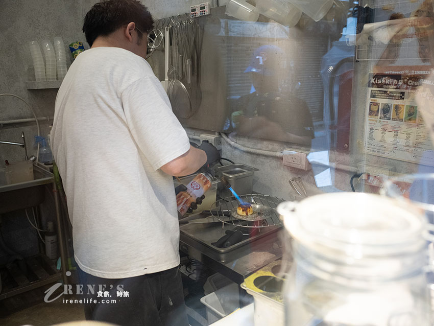 士林夜市排隊甜點：奇跡Kiseki日式可麗餅專門店，整顆布丁放上去的浮誇可麗餅
