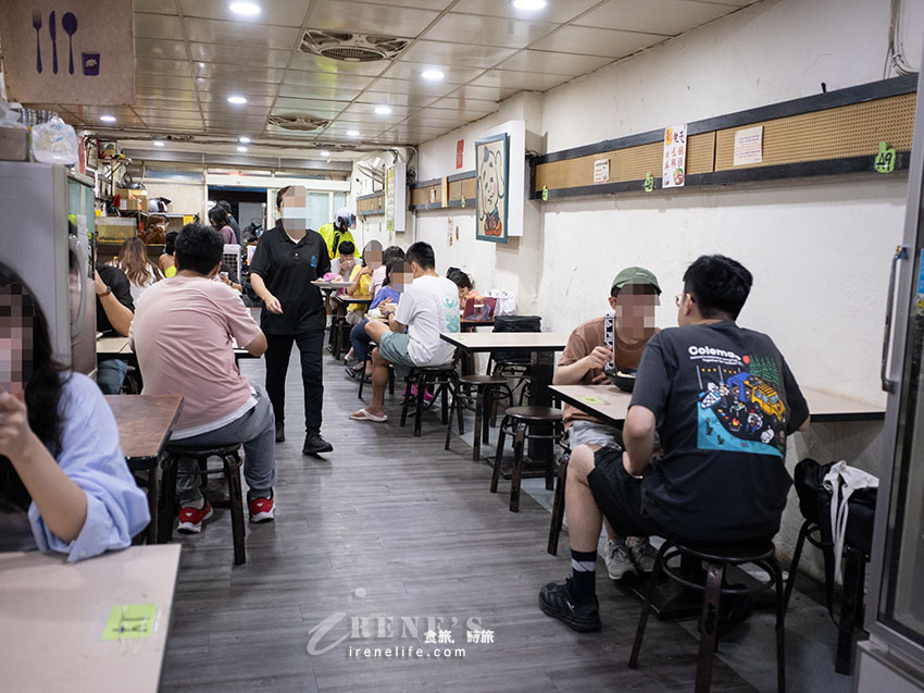 【士林美食】食來運轉：滷肉飯免費續加、4款飲料喝到飽！菜單荷蛋差別與小雞飯評測