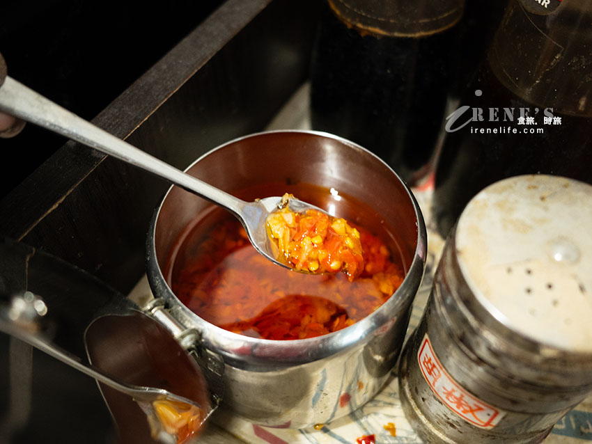 三重也吃得到淡水黑店排骨飯！「黑咻排骨飯」菜單推薦：軟嫩入味排骨配大滷湯超滿足