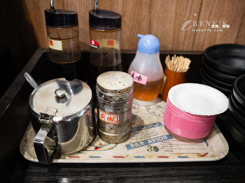 三重也吃得到淡水黑店排骨飯！「黑咻排骨飯」菜單推薦：軟嫩入味排骨配大滷湯超滿足