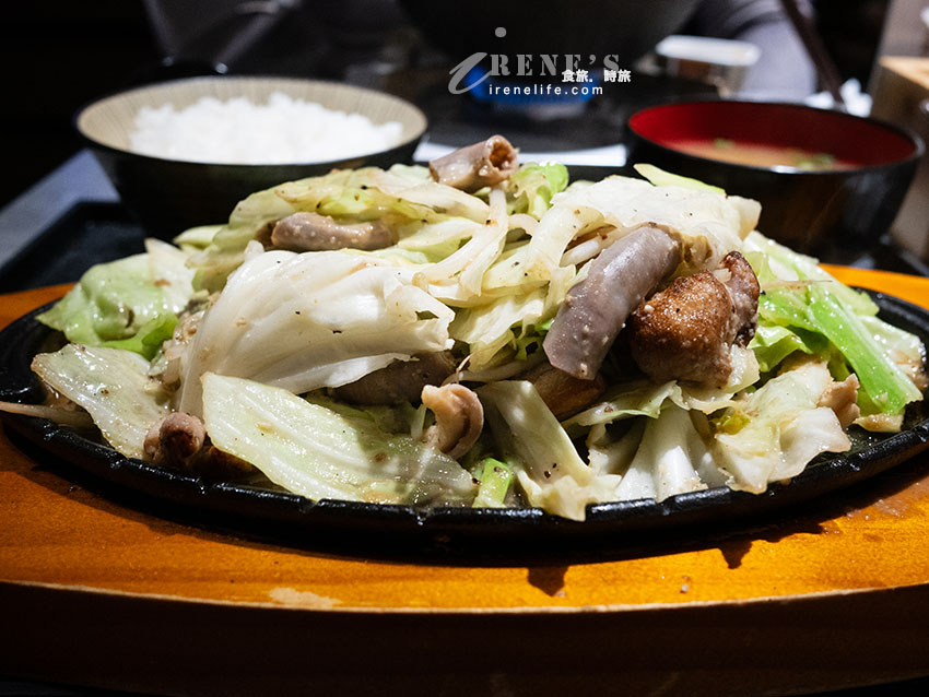網站近期文章：【三重美食】大繁盛鉄板焼肉：營業到凌晨2點！博多鐵板燒肉拌辛味噌、雞白湯水炊鍋評測